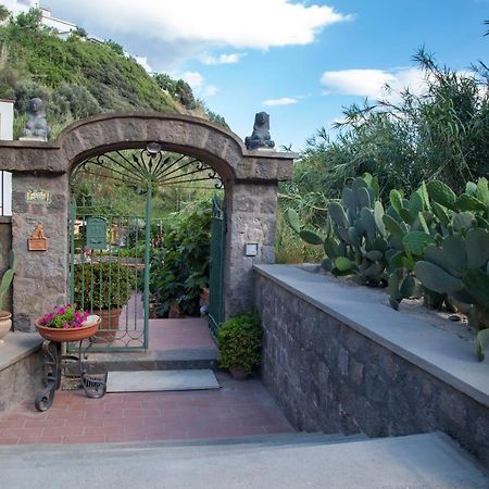 Villa Paradiso Sant'Angelo  エクステリア 写真
