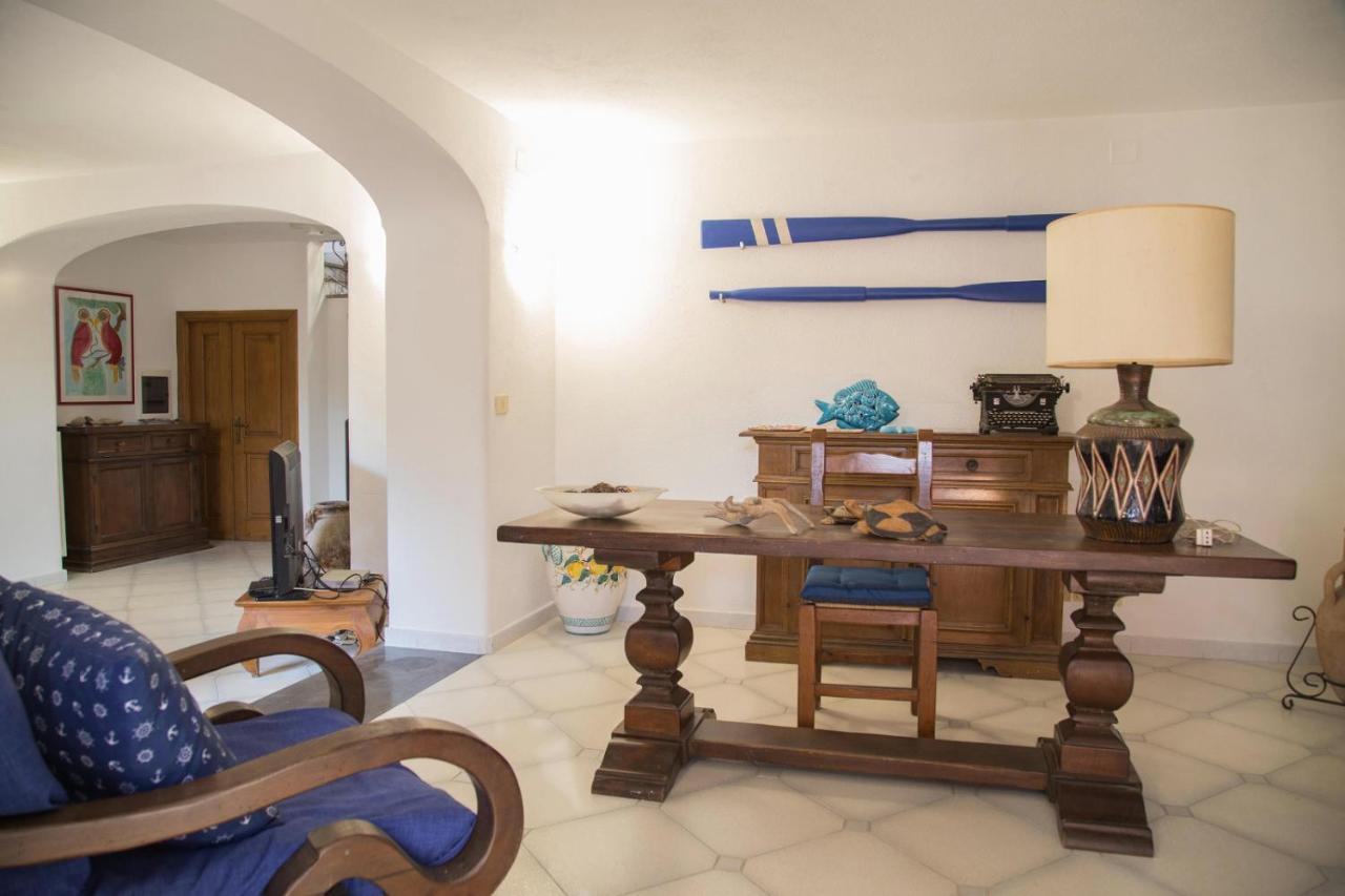 Villa Paradiso Sant'Angelo  エクステリア 写真